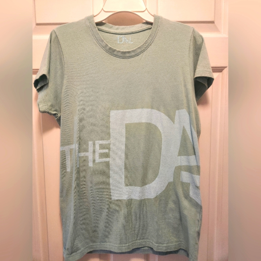 Ladies Salvadore Dali Museum T Shirt Small EUC